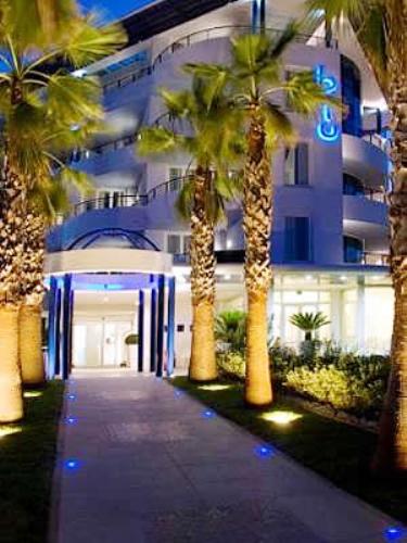 Blu Suite Hotel