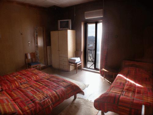 Dryades Hotel