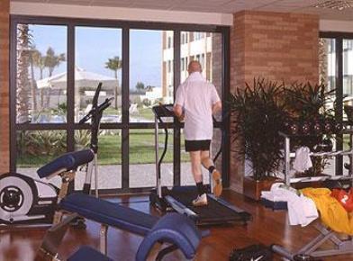 Courtyard By Marriott Rome Airport Hotel