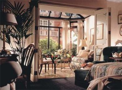 Four Seasons Hotel London