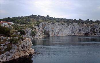 Dragon's Eye Lake