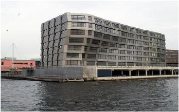 Almere – The Wave by René van Zuuk