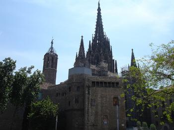 Catedral de la Santa Cruz y Santa Eulalia