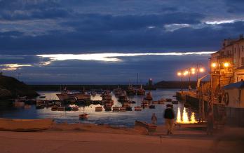 Tapia de Casariego by night