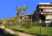 Fiesta Athenee' Garden Beach