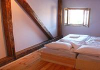 Deco Hostel
